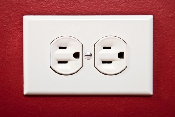 How To Install an Electrical Outlet in Irvington, NJ